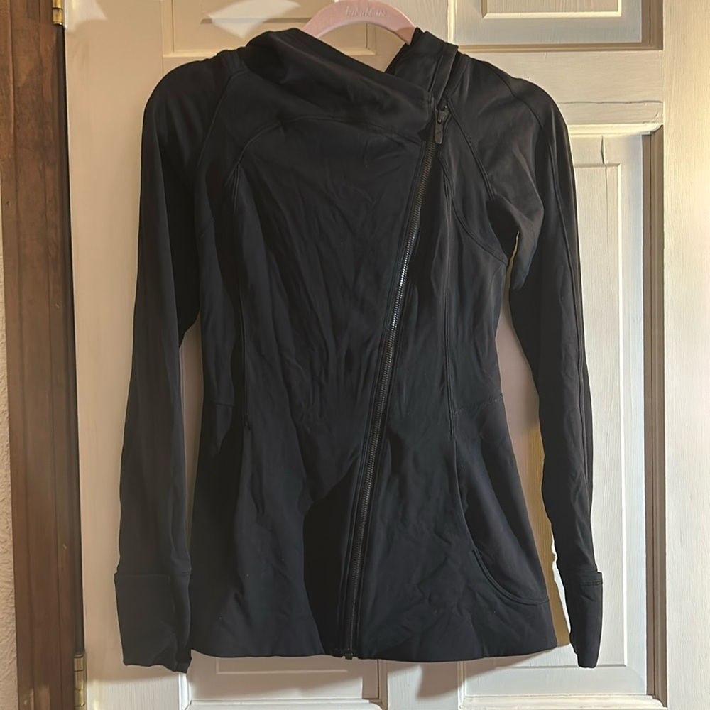 Lululemon Stylish Zip Up Hoodie